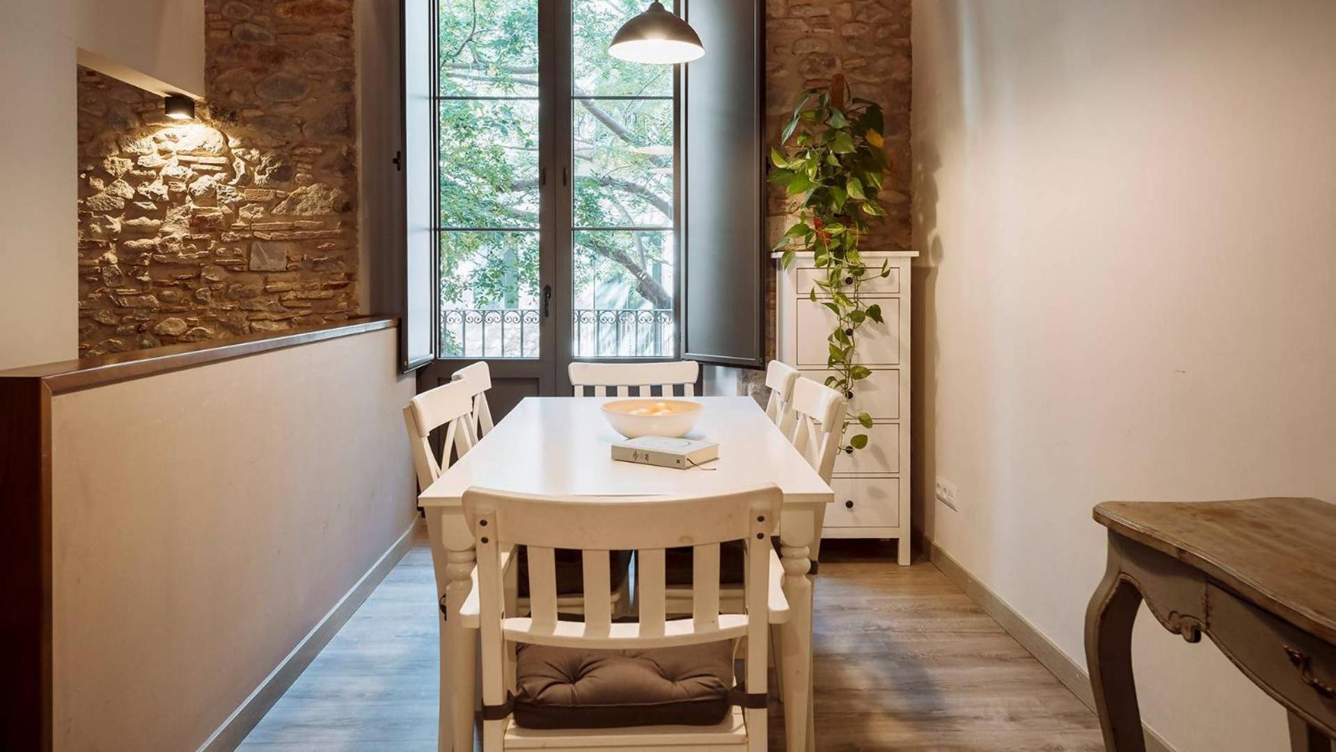 Old Town Duplex With Character *